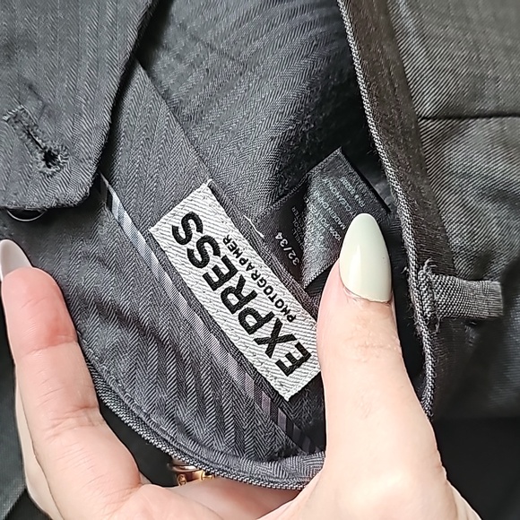EUC Express Slim Gray Modern Tech Suit Vest (M) & Suit Pants (32/34) - Picture 6 of 8